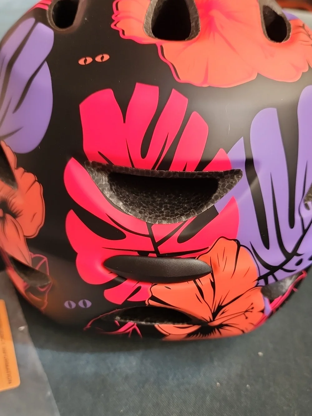 Giro Kids Scamp, Matte Black Bikr Helmet.  Size Small. NEW